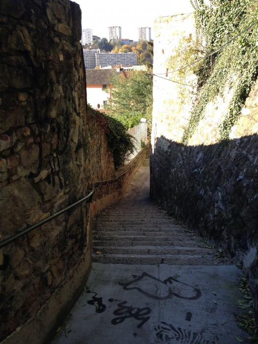 les escaliers cachés