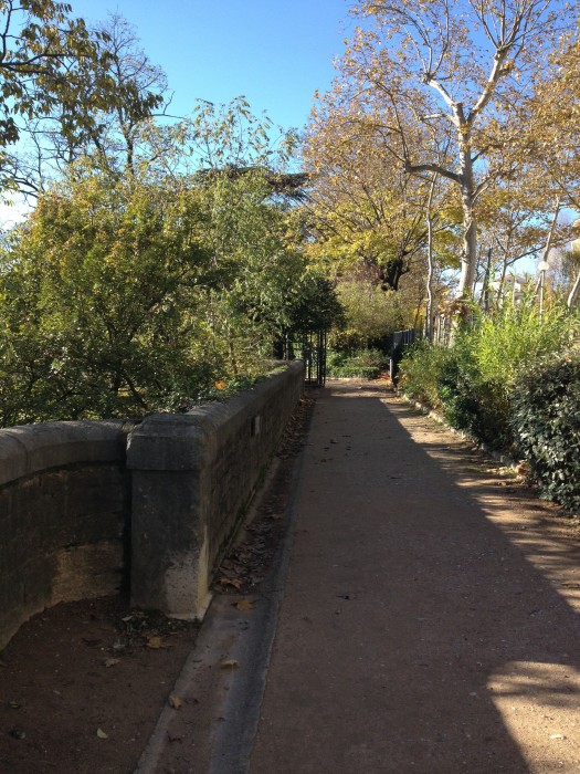 un jardin promenade sur les balmes de la Saône